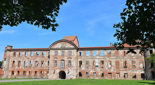 Dargun, Schloss