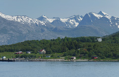 Near Nesna