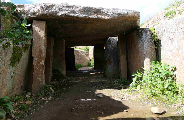 Dolmen del prado de Lácara