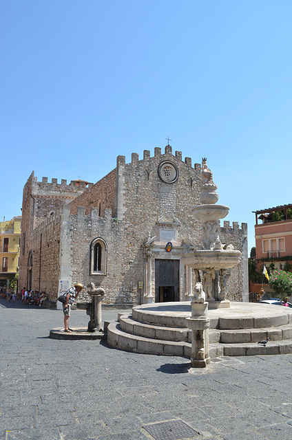 Taormina, Piazza della Catedrale with Fountain
