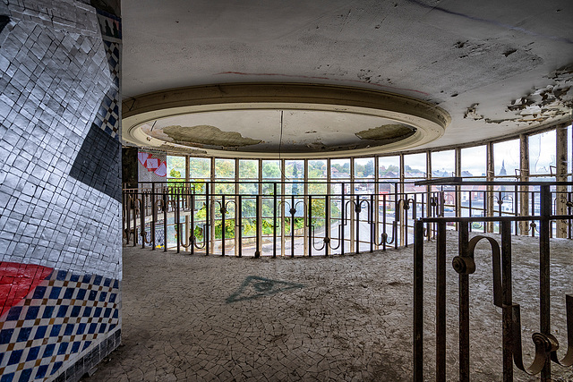 Piscine Mosque - Staircase Hall - 2