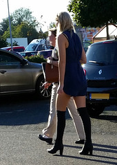 kneehigh socks