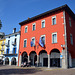 Das Gemeindehaus von Ascona liegt an bester Lage an der Promenade