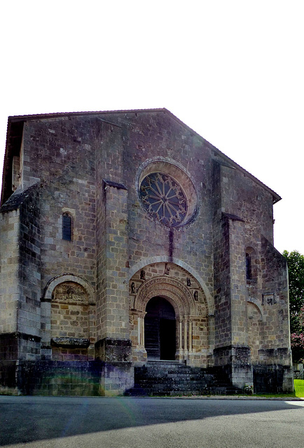 Bussière-Badil - Notre-Dame-de-la-Nativité