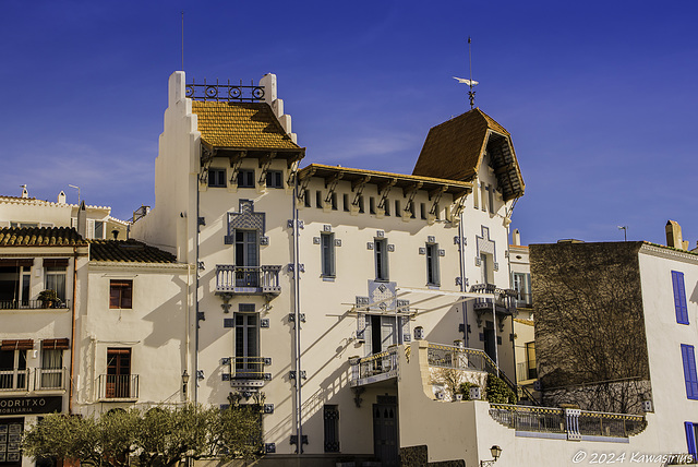 La casa Serinyana, maison typique des « américains » de Cadaques - HFF !