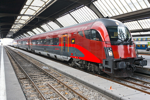 101124 RailJet Zuerich C