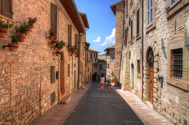 Troppo bella la città del poverello