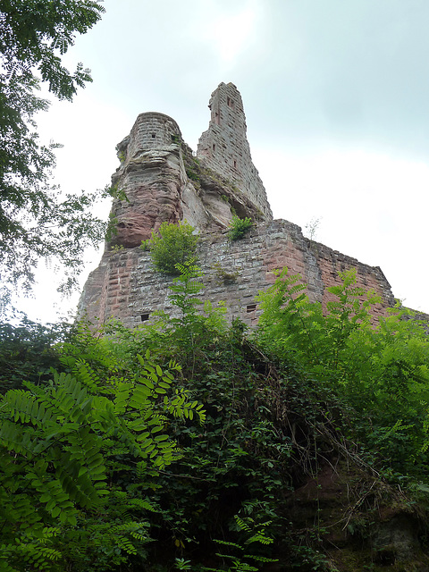 Letzte Reste als Erinnerung an eine grosse Zeit der Burg