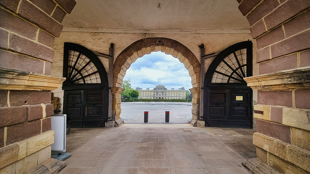 Blick auf das Herzogliches Museum