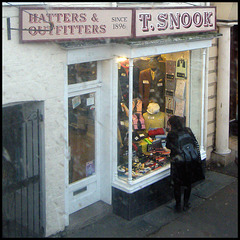 Snook's outfitters at Bridport