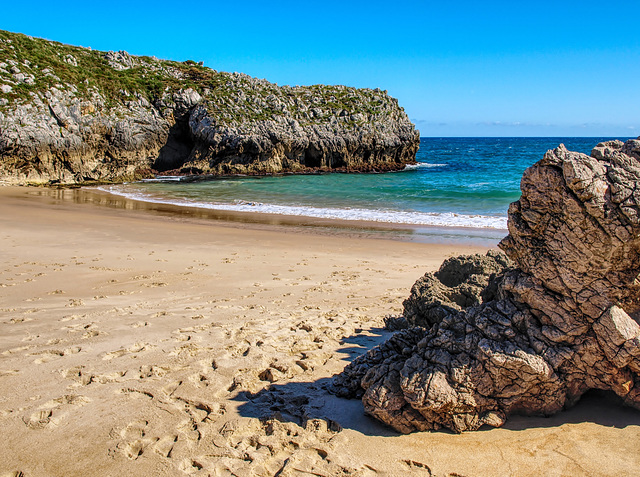 Playa San Antonio, Asturias.