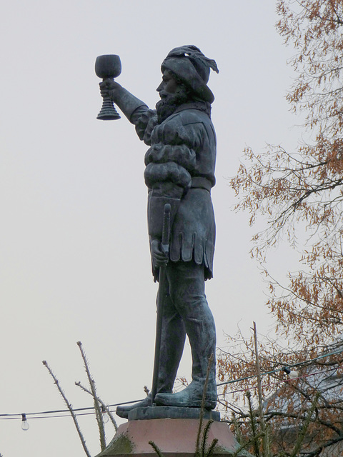 Rudesheim- Statue of a Wine Drinker