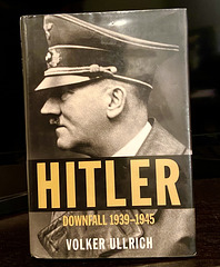 HITLER - DOWNFALL 1939-1945