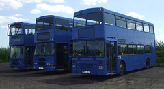 DSCF9516 G's Growers (staff buses) P484 MBY, GOX 78V (99 D 605) and N415 JBV at Barway - 7 Jun 2015