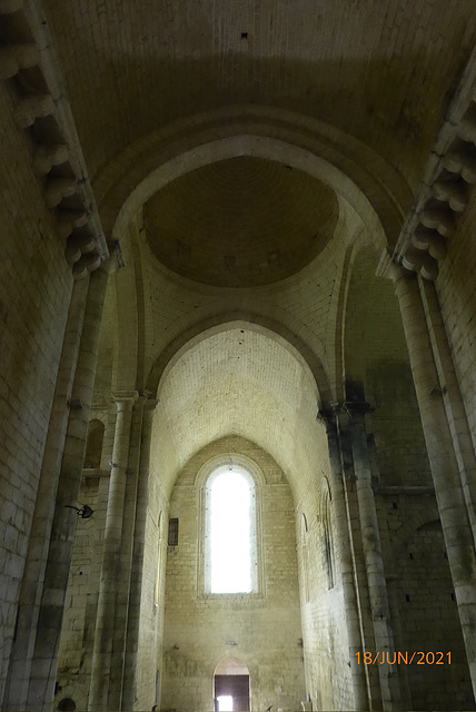 Abbatiale de SAINT-AMAND-DE-COLY