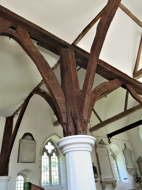 navestock church, essex  (32) c13 plaster coated timberwork