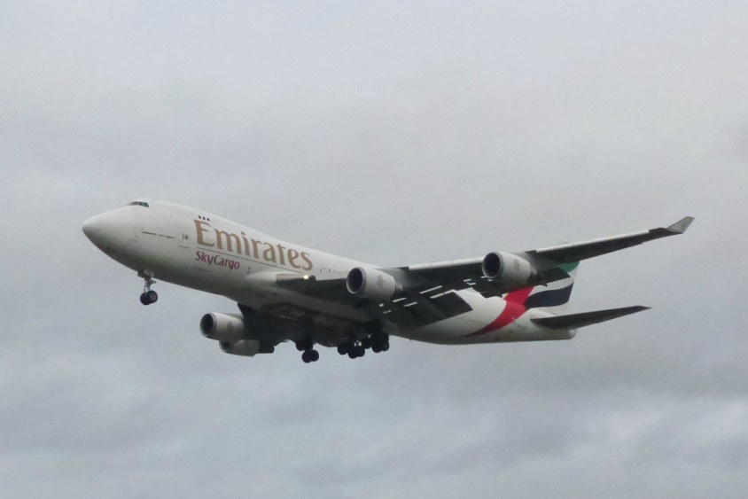 OO-THD approaching Heathrow - 4 November 2015