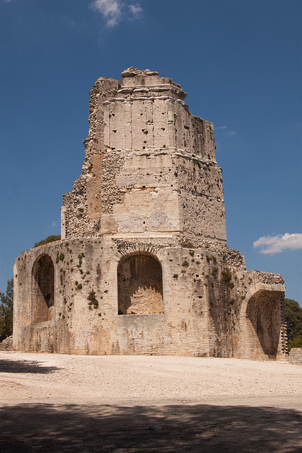 La Tour Magne, Nimes