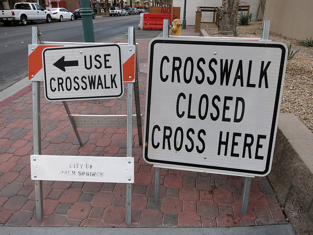 Crosswalk Closed Cross Here (0038)