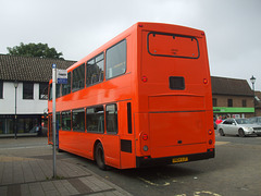 DSCF9957 Mulleys Motorways YN04 UJT in Mildenhall - 26 Sep 2017
