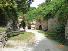 ROCHEMENIER village troglodytique (49) 2/3 ROCHEMENIER village troglodytique (49) 2/3
