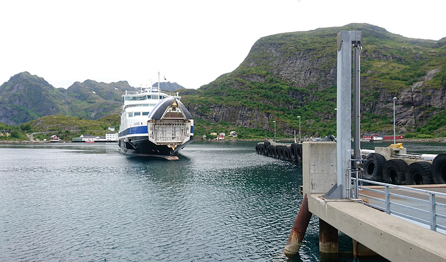 Fähre Moskenes - Bodø