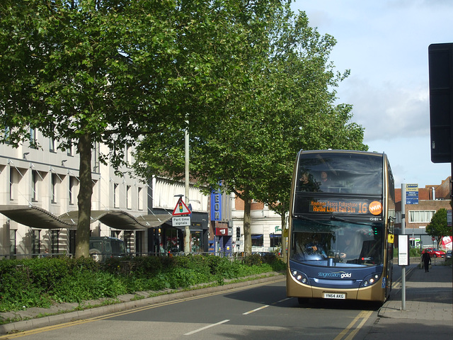 DSCF9421 Stagecoach (East Kent) YN64 AKG