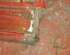 RERM - bs - damaged corner 3