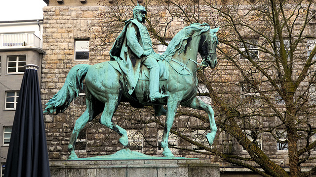 Reiterstatue Wilhelms I. auf dem Burgplatz/ Essen