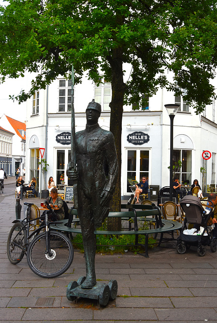 Steadfast tin soldier