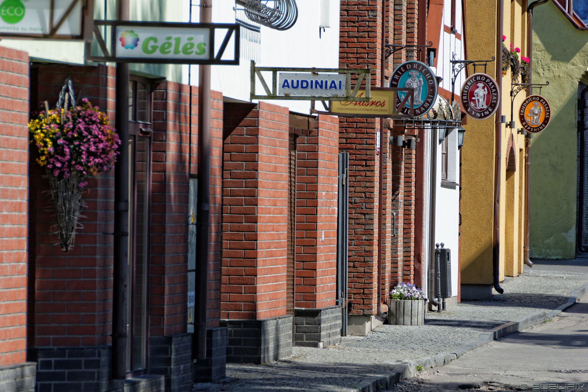 in den Strassen von Klaipeda (© Buelipix)