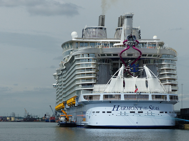 Harmony of the Seas at Southampton (3) - 19 May 2016