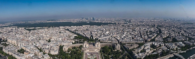 Panorama-Vue de la Tour Eiffel