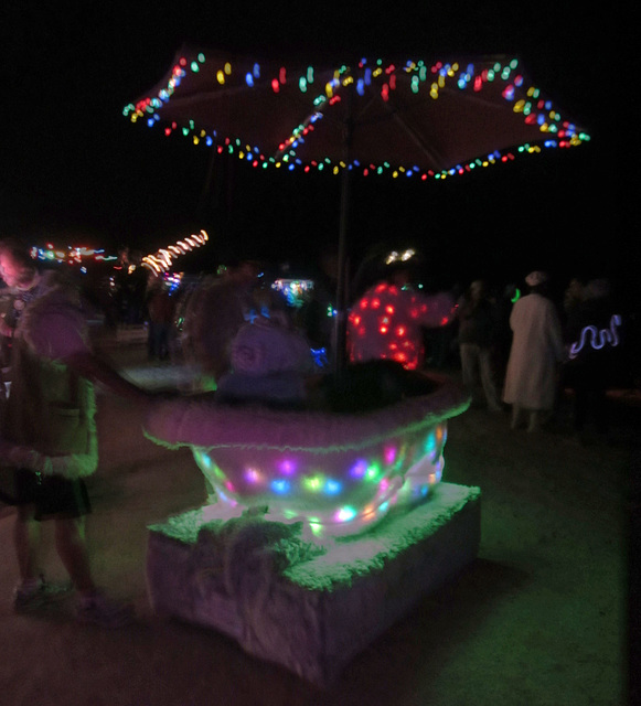 Bathtub Art Car (3111)