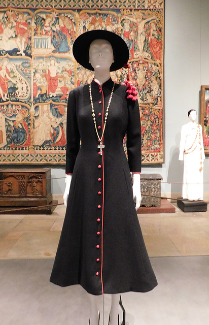 Il Pretino Dress by Micol Fontana in the Metropolitan Museum of Art, September 2018