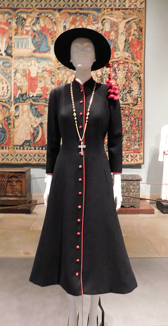 Il Pretino Dress by Micol Fontana in the Metropolitan Museum of Art, September 2018