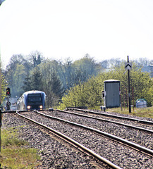 Valdahon (25) 21 avril 2017. Le TER venant de Besançon arrive en gare du Valdahon.