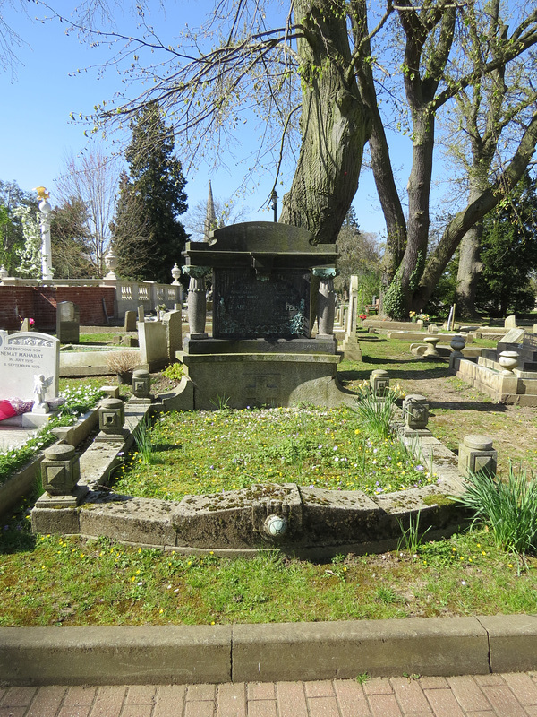 great northern cemetery, southgate, london