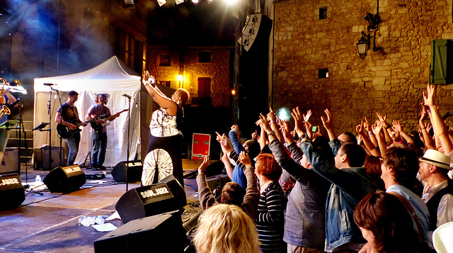 Saint-Paul-Trois-Châteaux - Coco and The Snitch