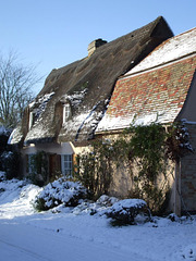 2009-12-20 Temple End cottage