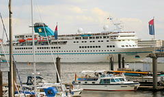 MS Alexander von Humboldt