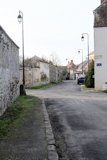 Rue de Provins - 6110