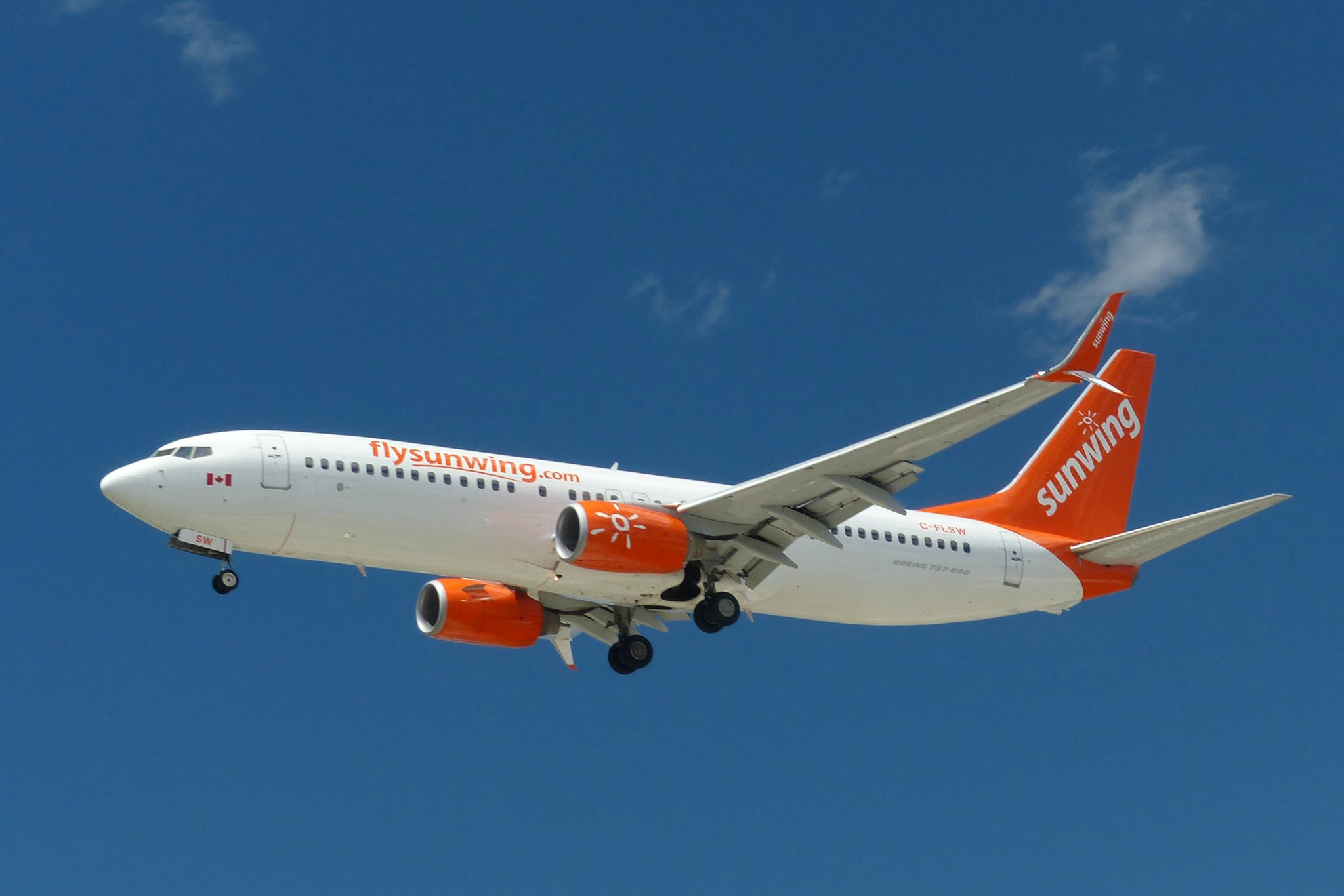 C-FLSW approaching Toronto - 24 June 2017