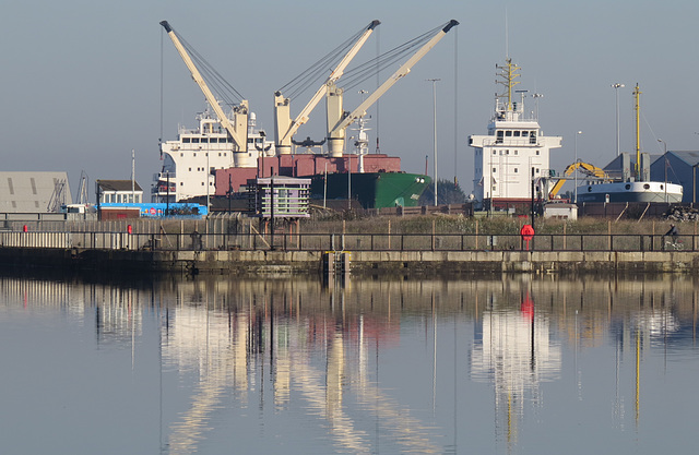 cardiff docks