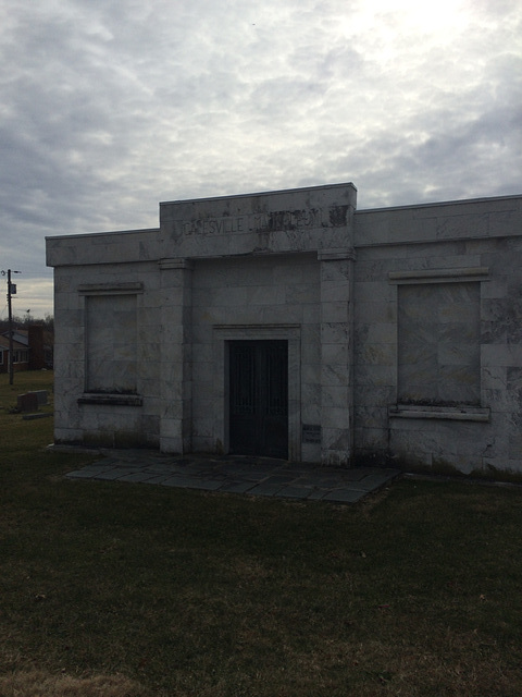 mausoleum