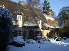 2009-12-20 Temple End cottage