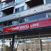 Food you'll love / L'amour de la faim en rouge