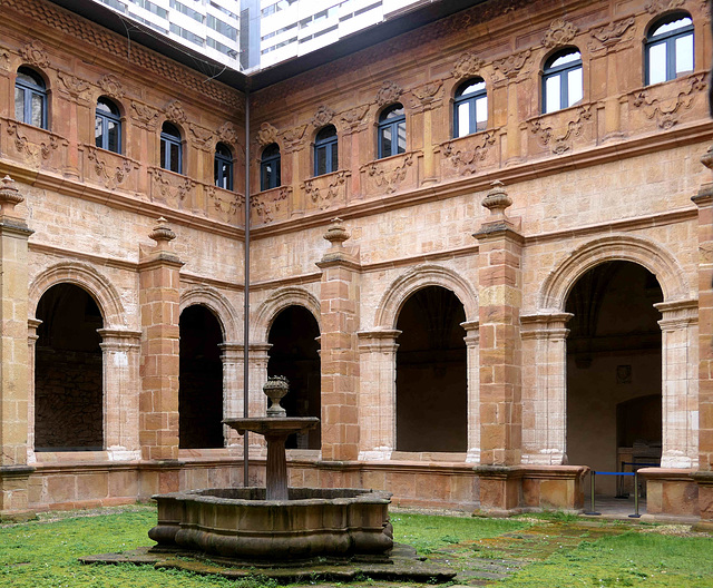 Oviedo - Museo Arqueológico de Asturias