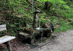 Brunnen am Wanderweg