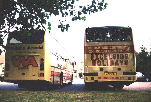 Excelsior Holidays 320 (A13 XEL) and Wallace Arnold K817 HUM at the Smoke House Inn, Beck Row – 27 Jun 1994 (228-21)